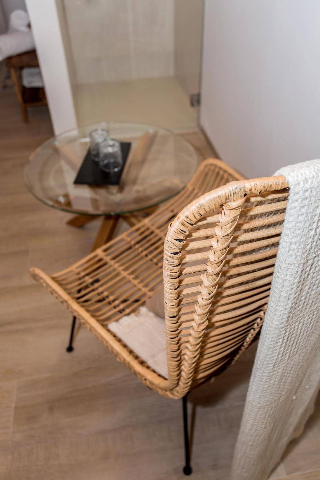 Pizarro By Seaward Suites Villajoyosa Room photo